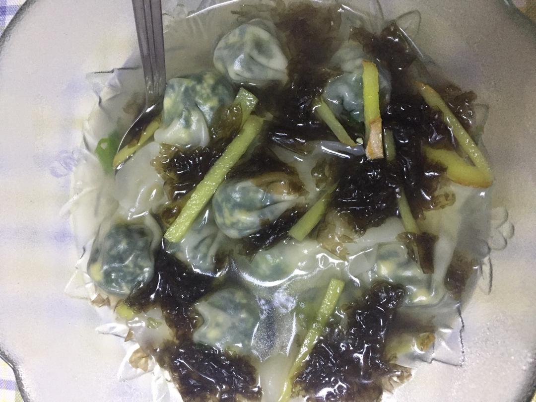 清香鲜美，最适合冬季的美味丨野菜小馄饨 · 圆满素食