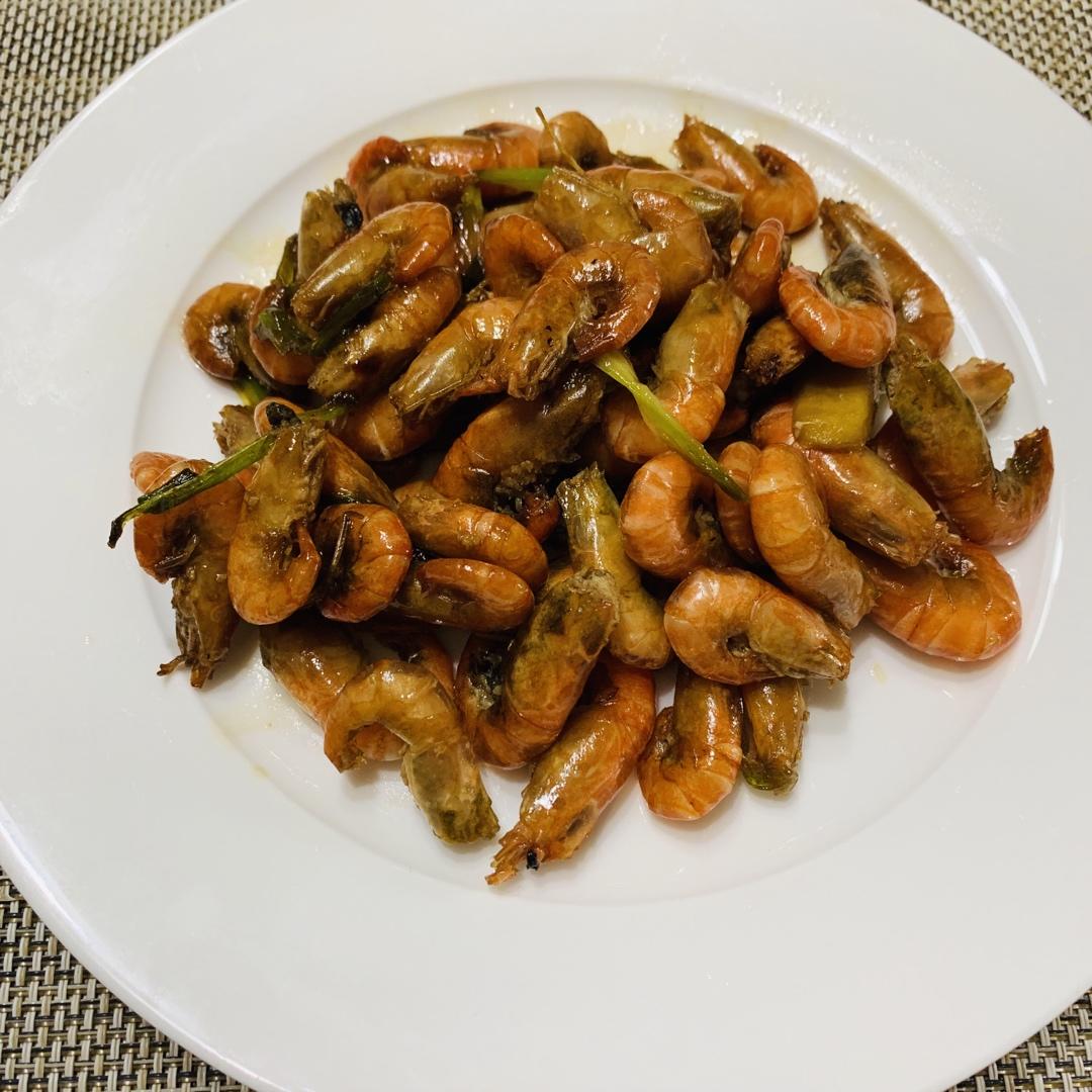 油爆河虾