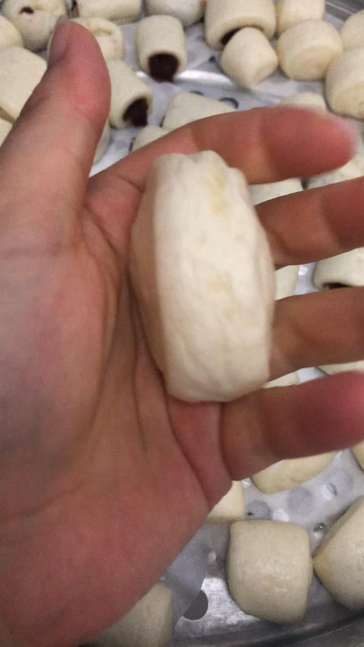 一发奶香小馒头，口感特别好！