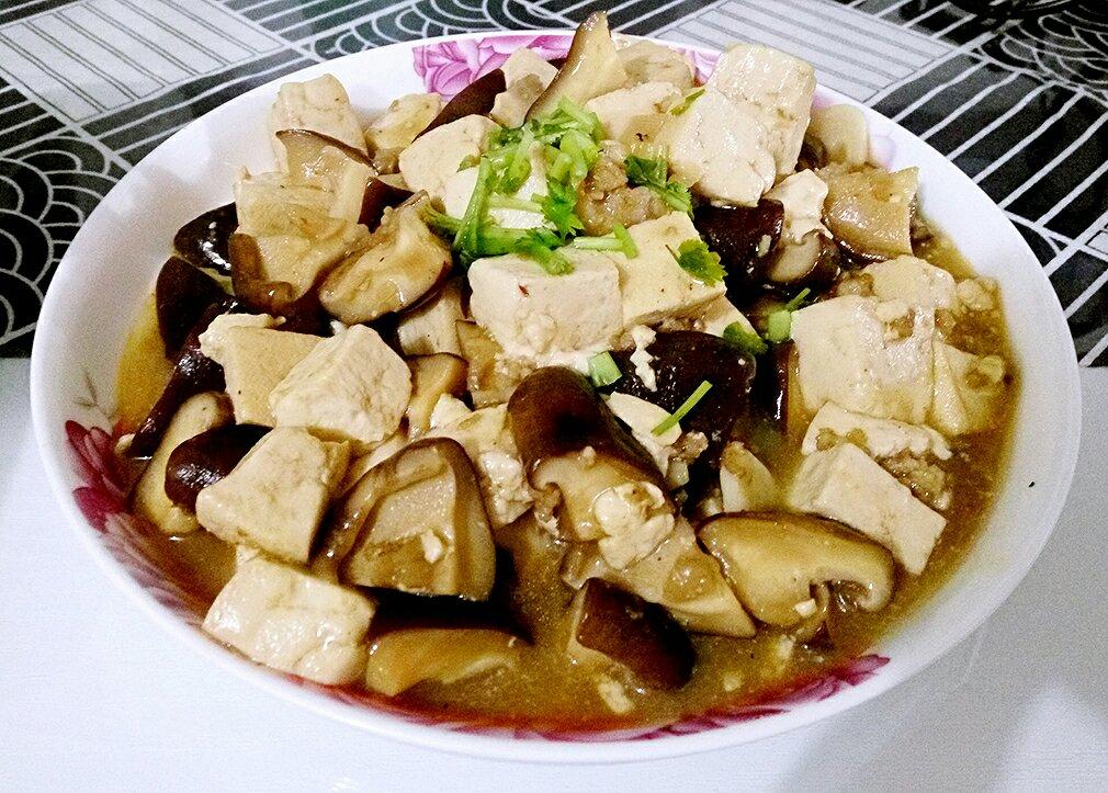 超级下饭的香菇肉沫豆腐