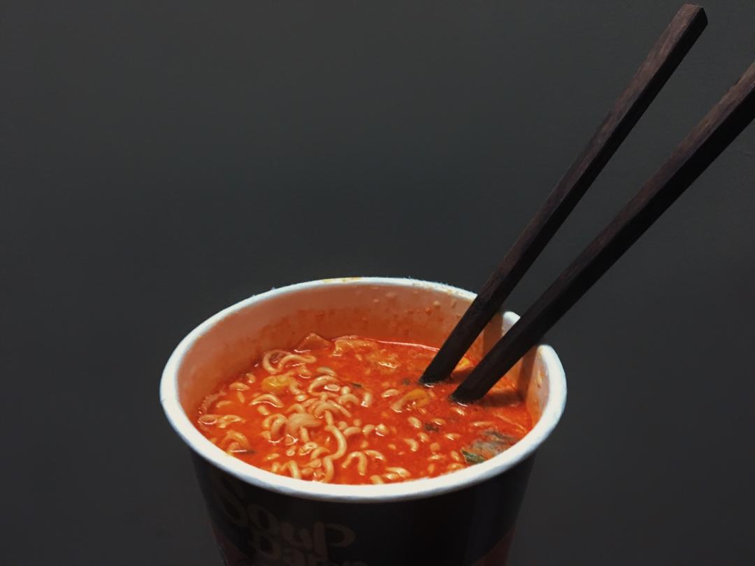 牛奶可乐泡面