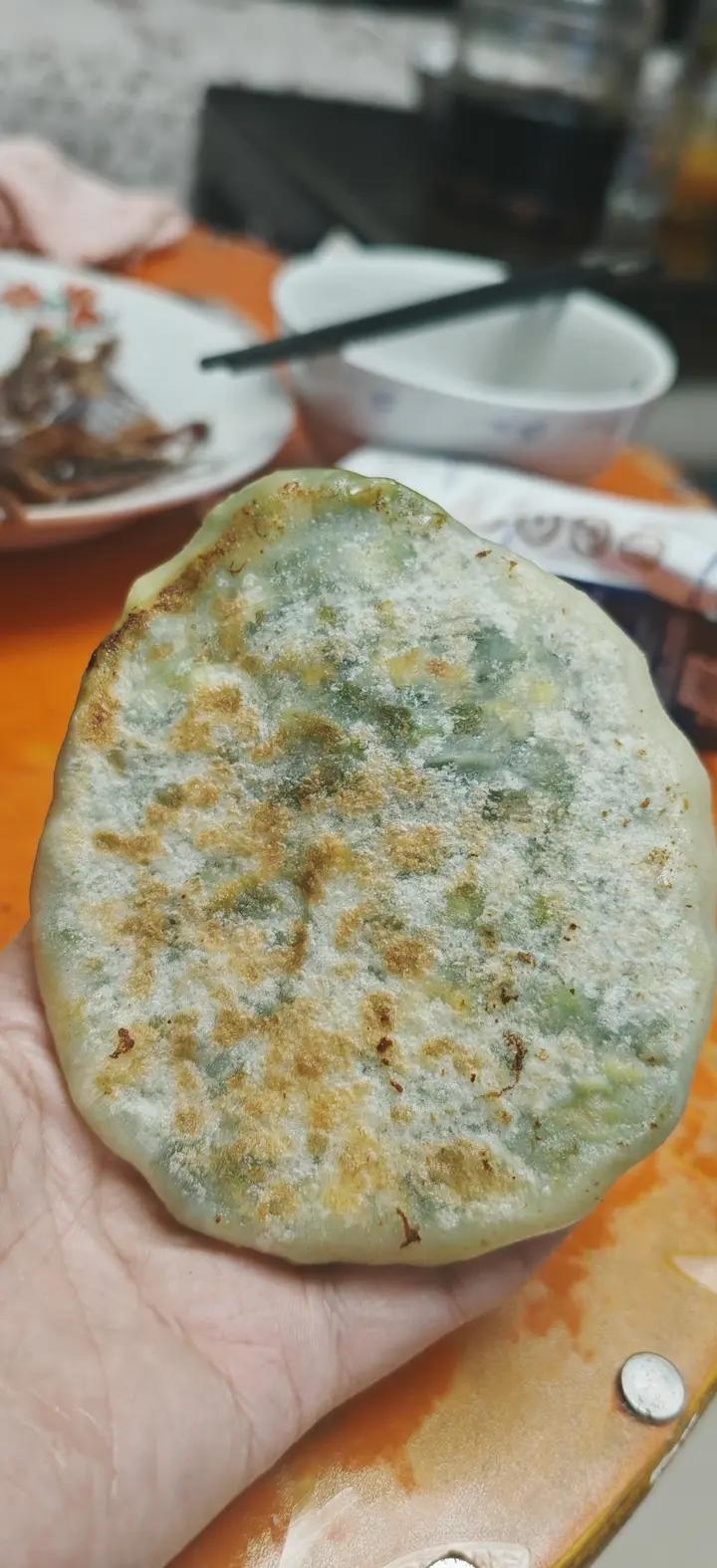 韭菜鸡蛋馅饼
