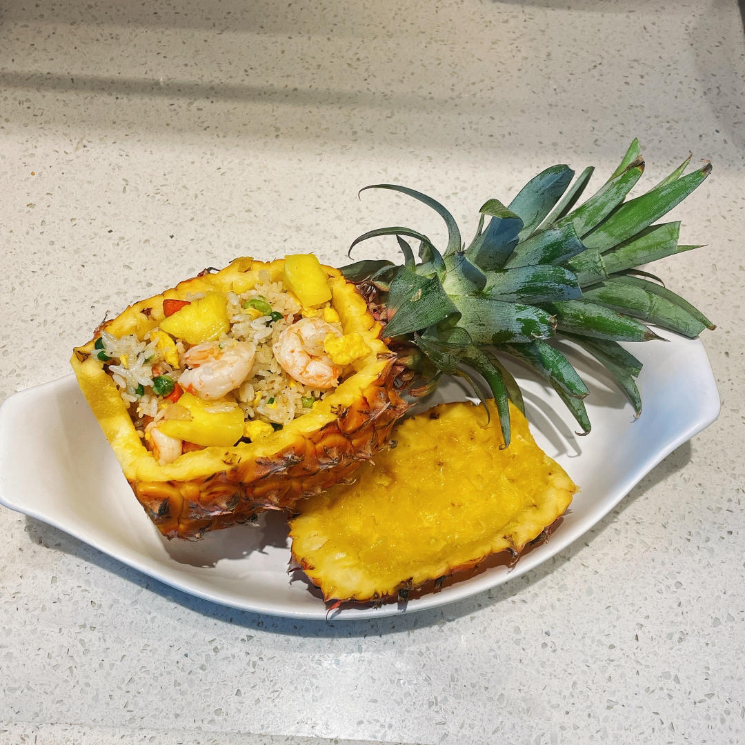 虾仁菠萝炒饭