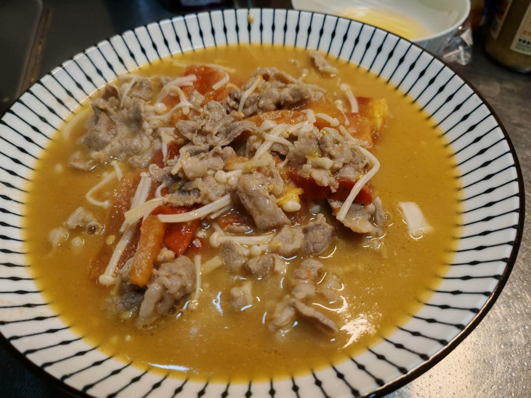 孩子都能吃的不辣版酸汤肥牛的做法