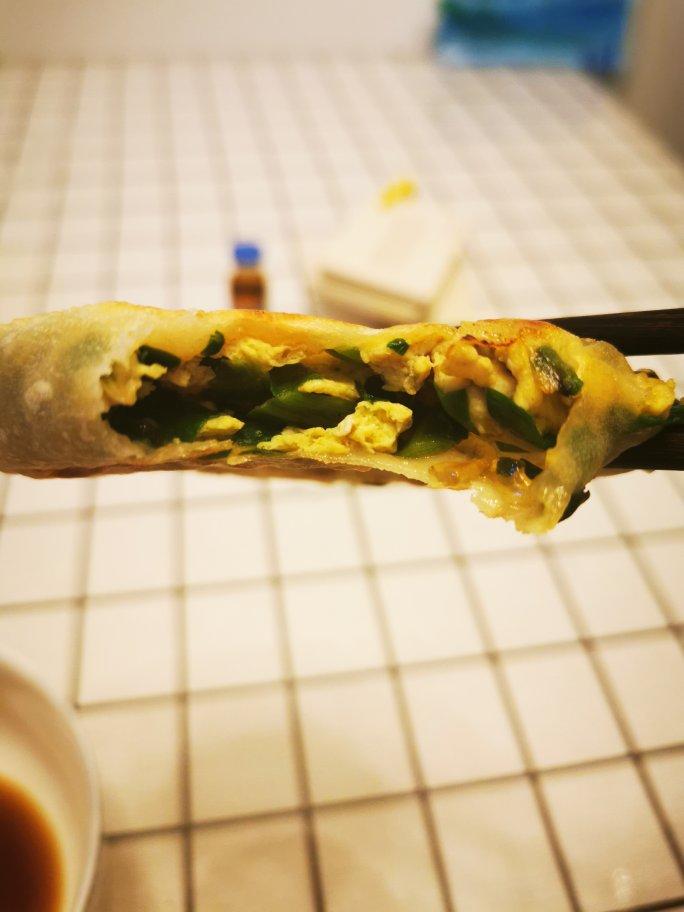 皮薄馅大～韭菜鸡蛋饼