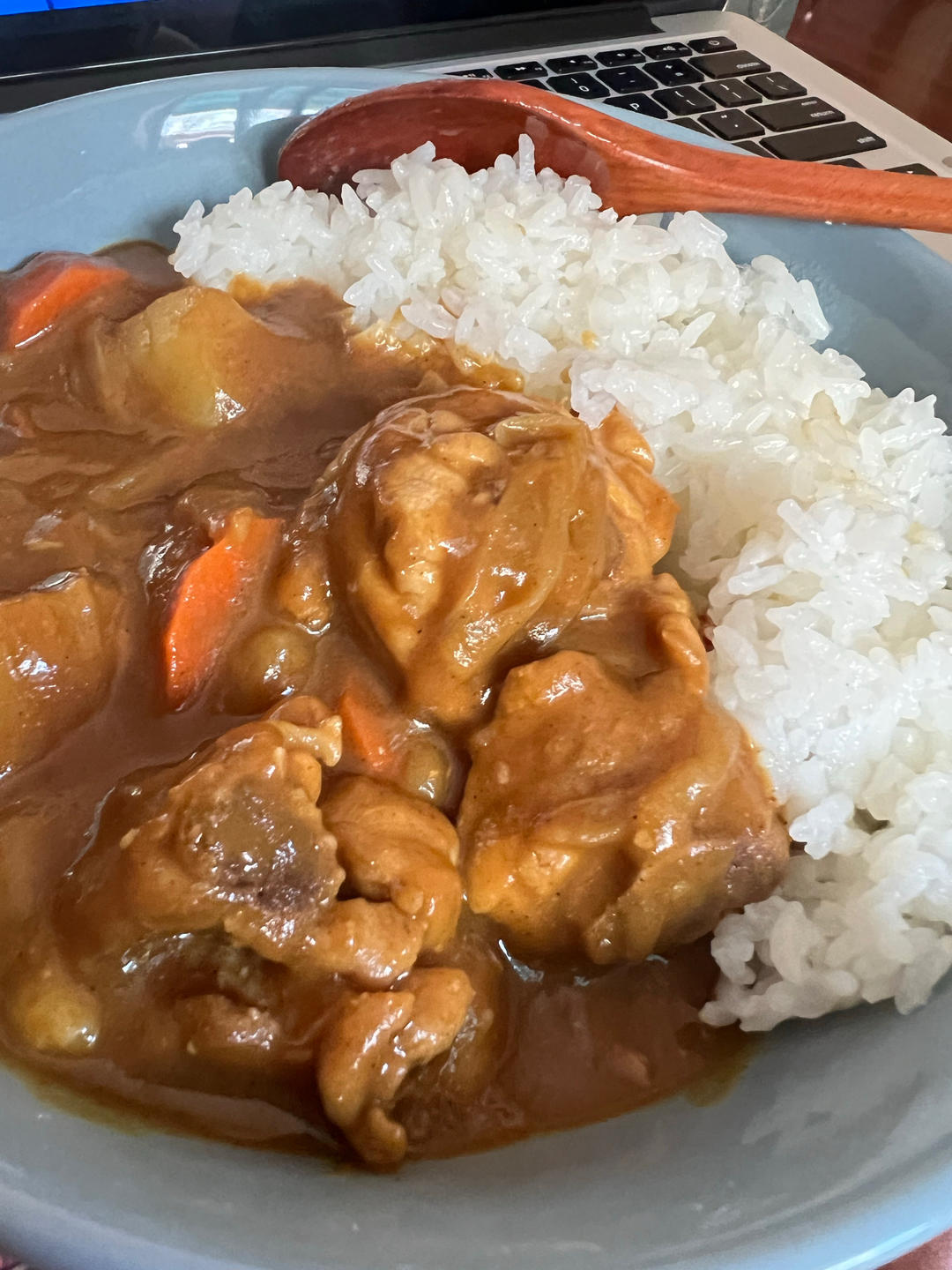 咖喱鸡肉饭