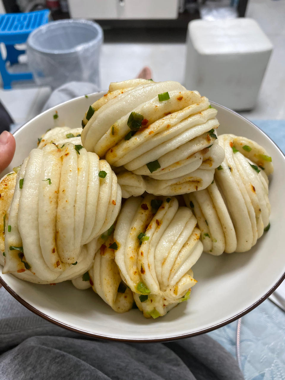 葱油花卷，一根筷子卷出漂亮的造型