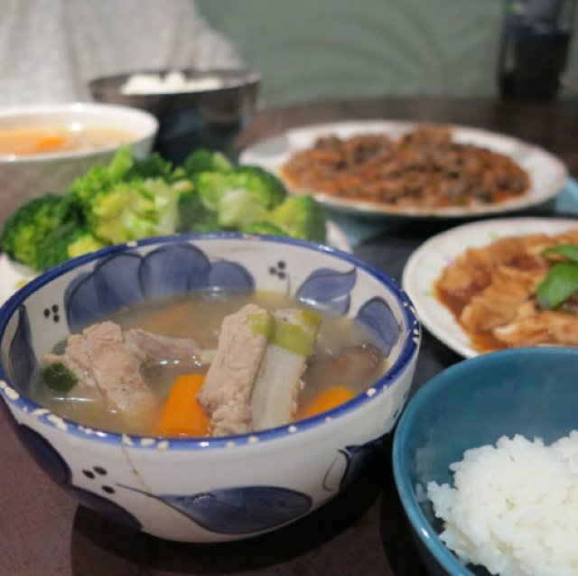 萝卜排骨汤