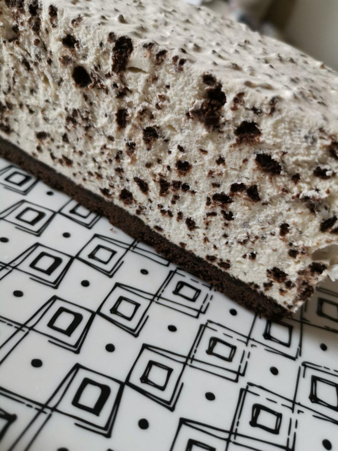 【奥利奥冻芝士蛋糕】拯救新手的免烤美味甜点