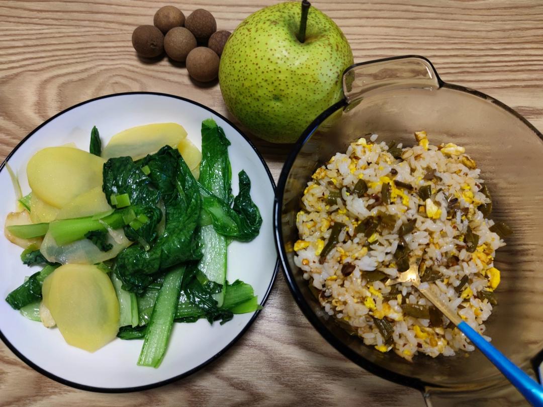 油菜炒土豆片