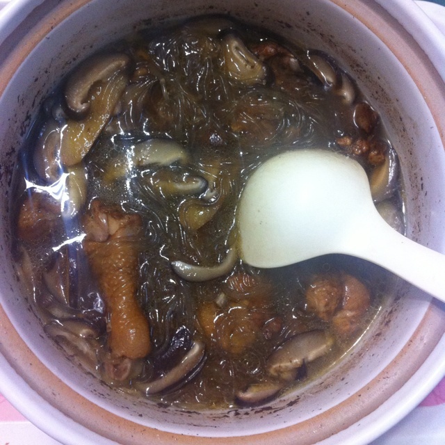 香菇炖鸡