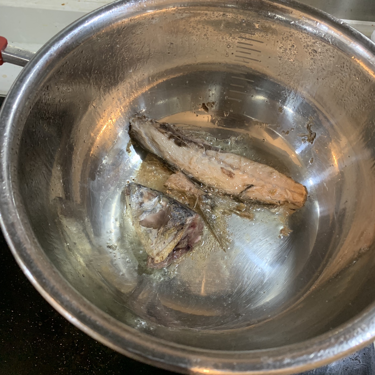 青花鱼汤 青占鱼汤 鲭鱼汤的做法步骤图 一小匙酱 下厨房