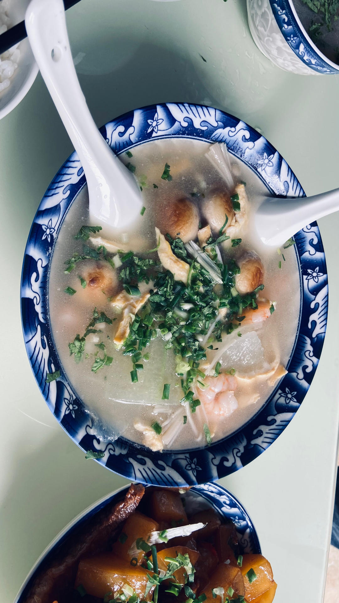 鲜掉眉毛巨好喝，三鲜刷脂汤，250大卡