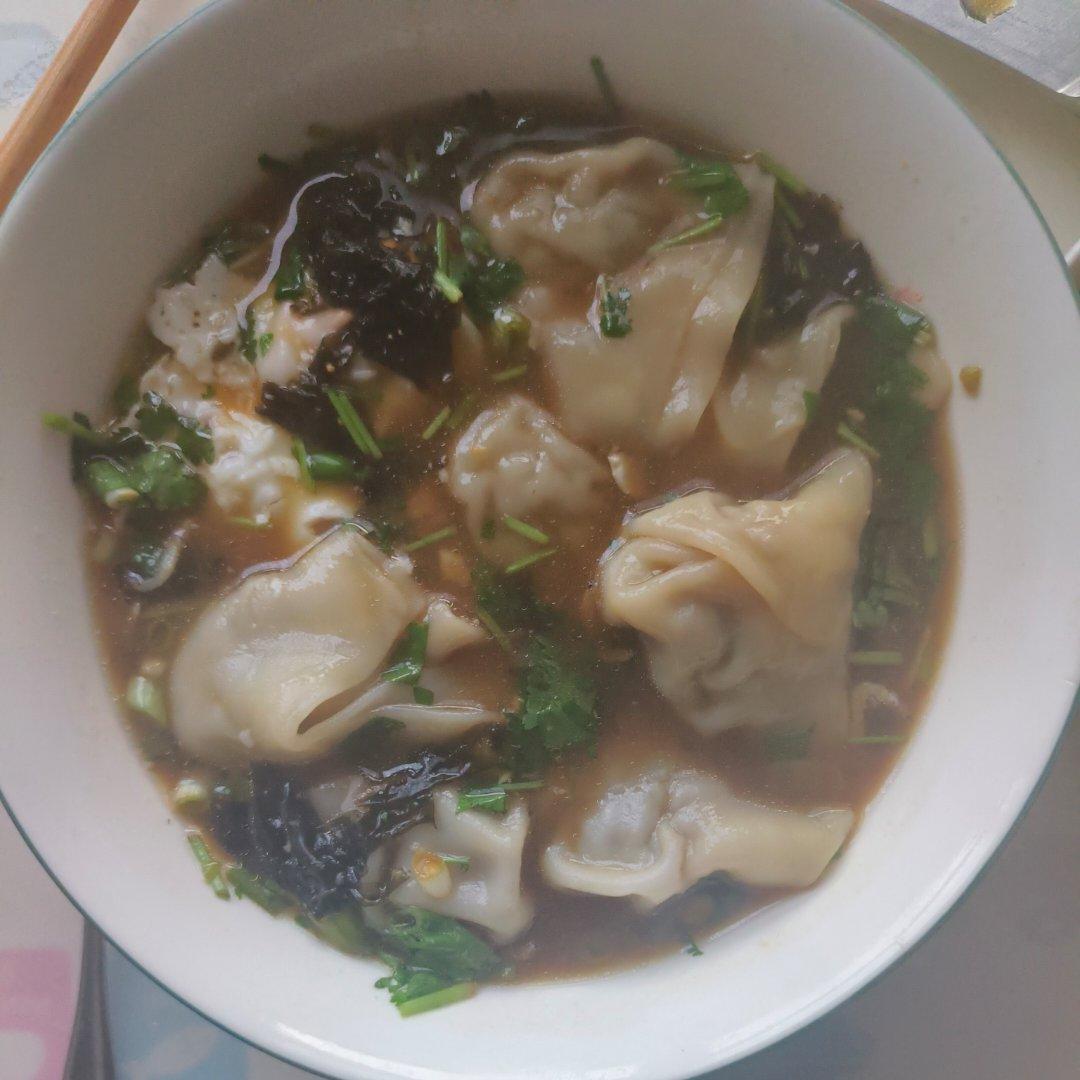 鲜肉馄饨 馄饨皮 馄饨汤底（附6种包法）