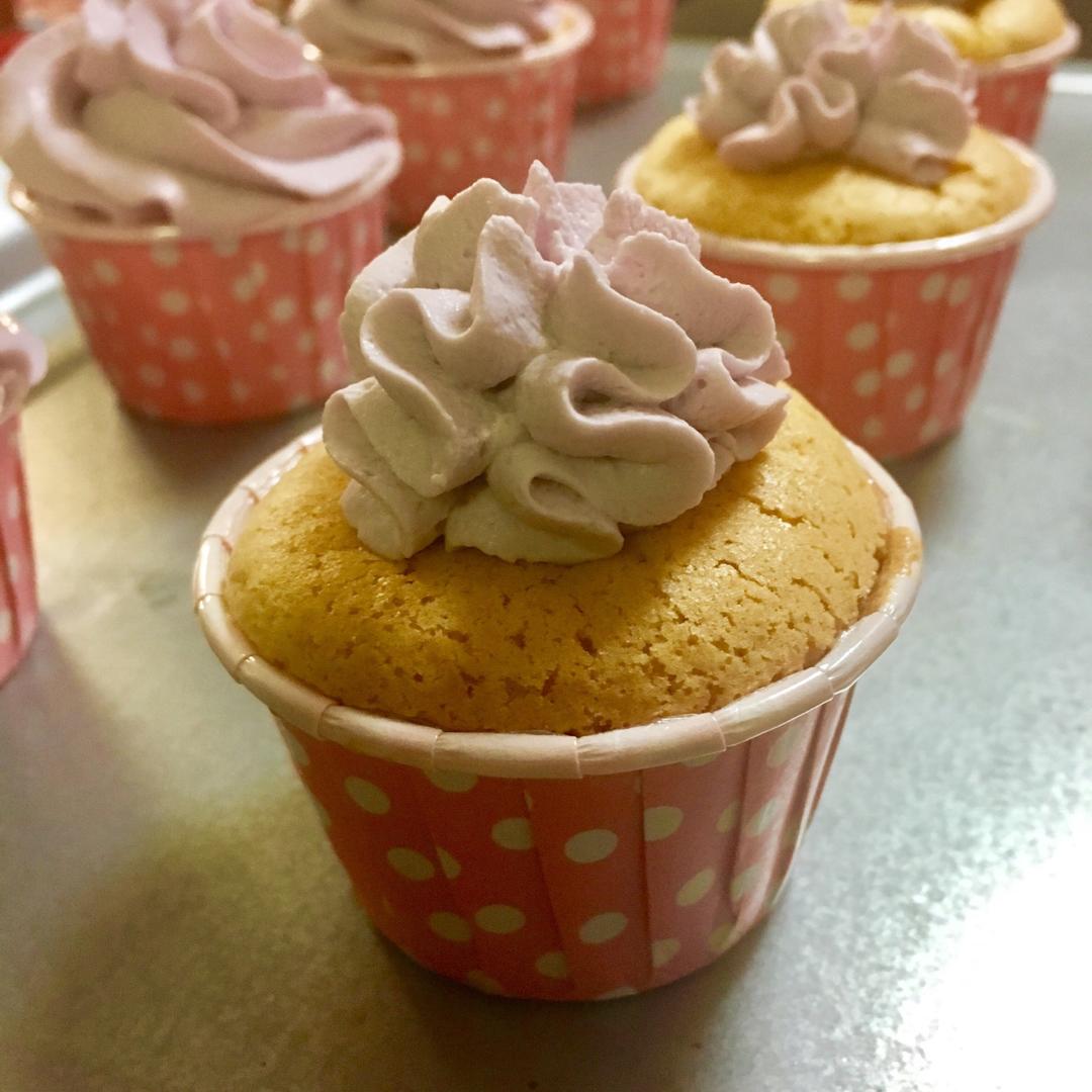 裱花嘴挤花大全：各式各样的 Cupcake纸杯蛋糕挤法
