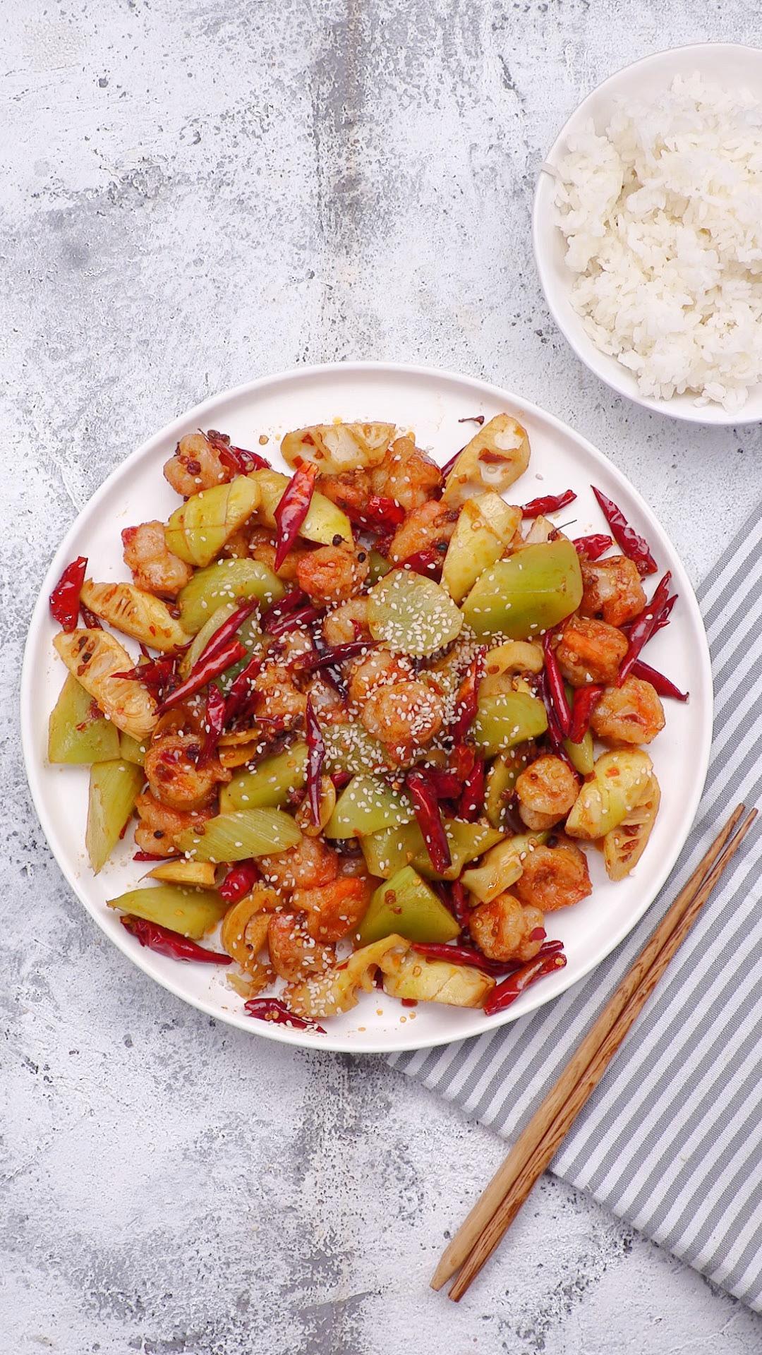 麻辣双笋虾球的做法