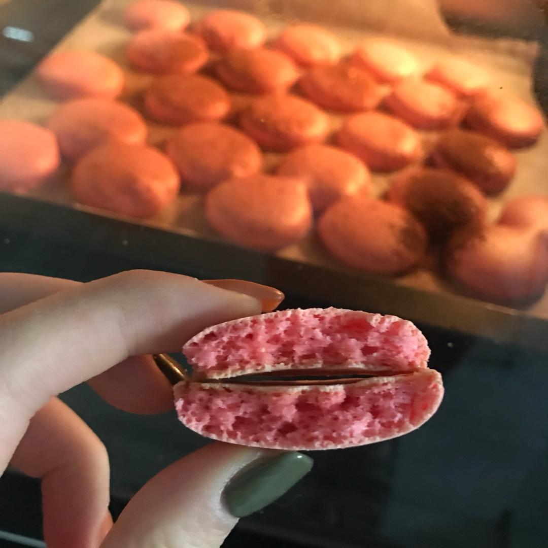 拥有蛋糕组织的意式马卡龙