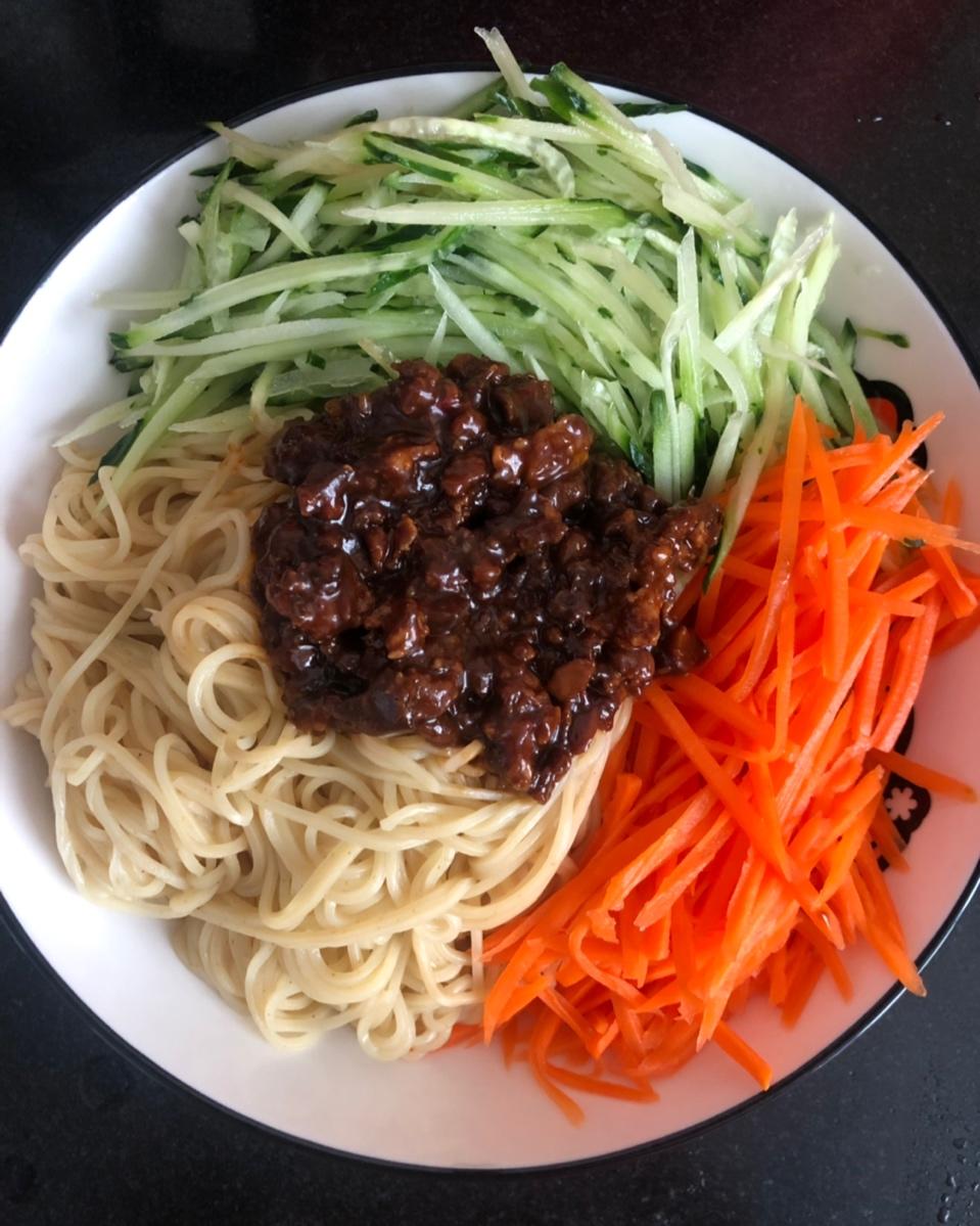 炸酱面