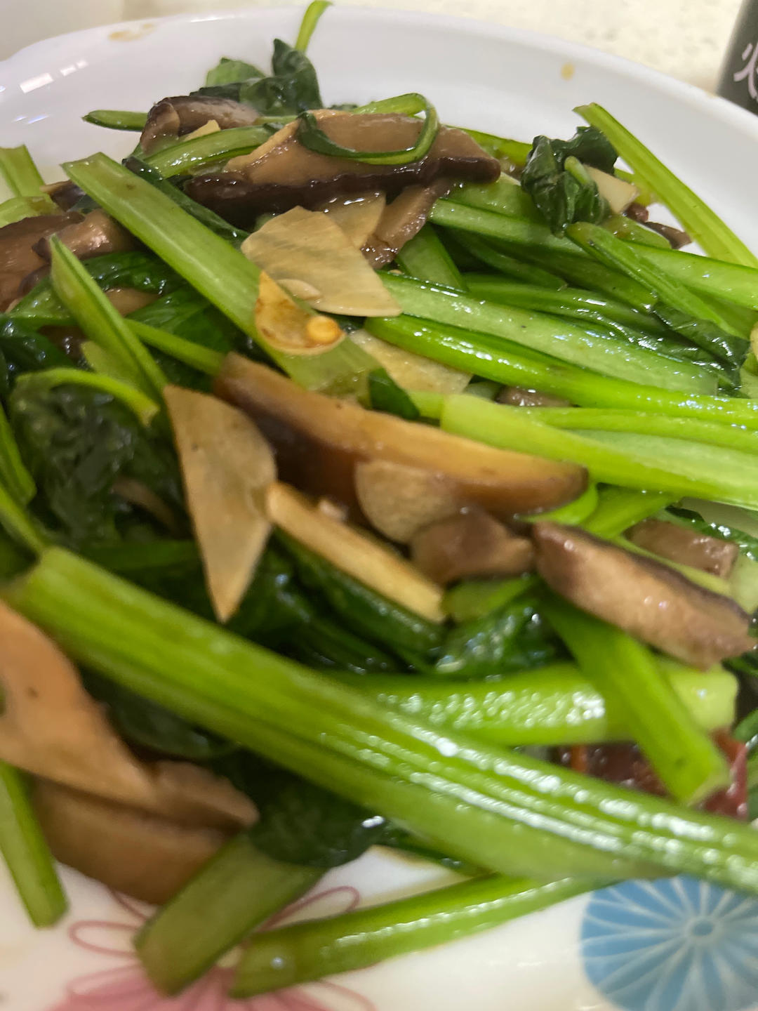 香菇炒小青菜
