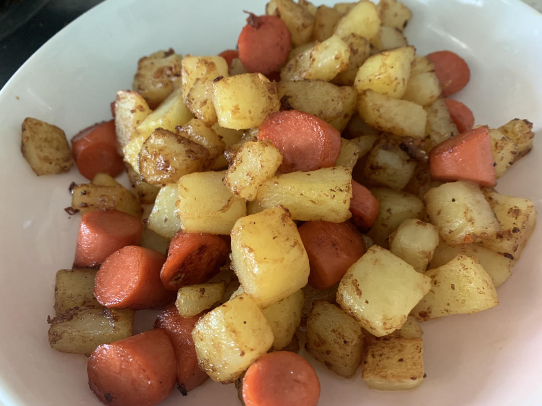 香辣孜然火腿土豆丁