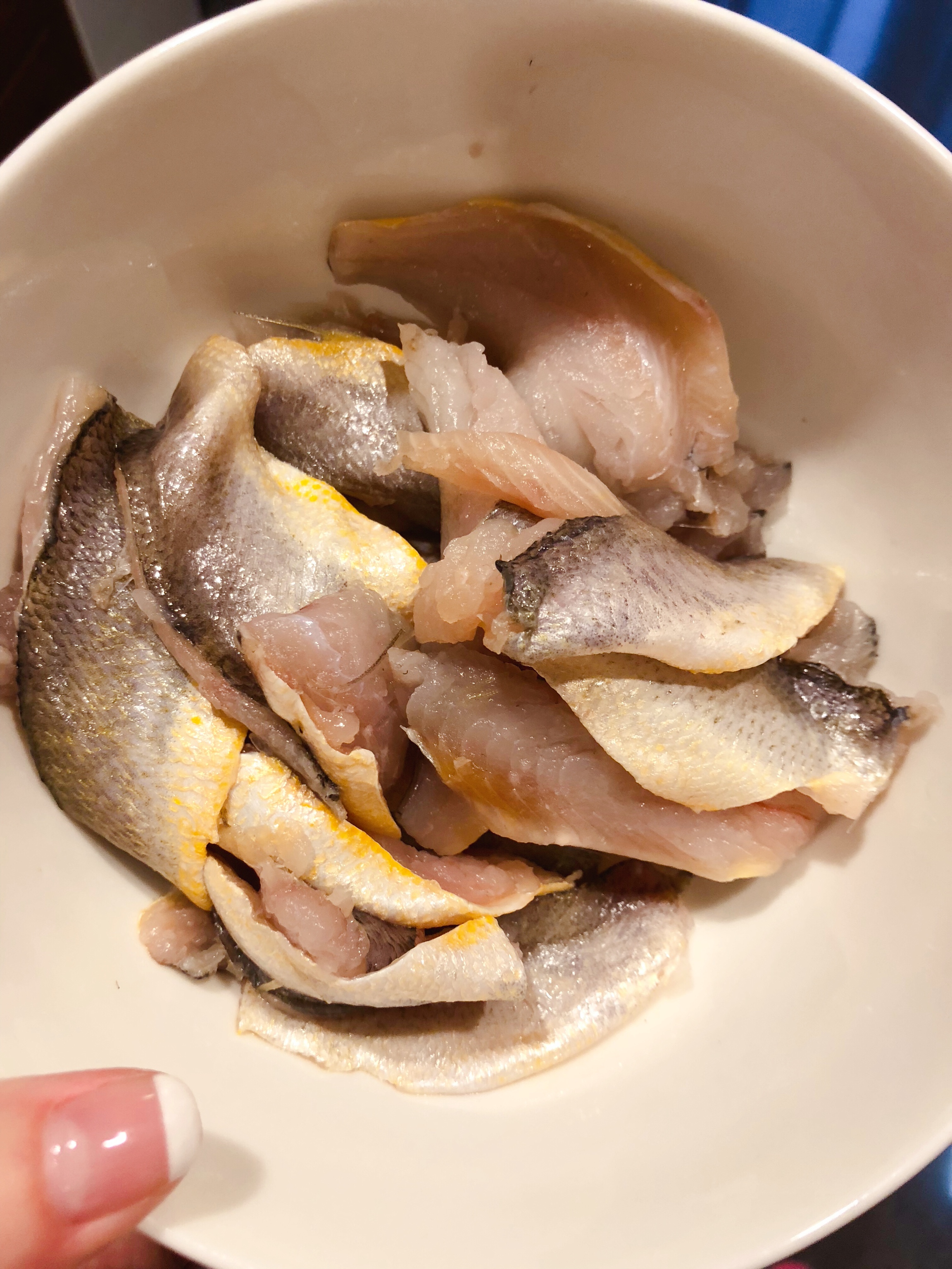 面拖黄鱼🐟 好吃的停不下来的做法 步骤2