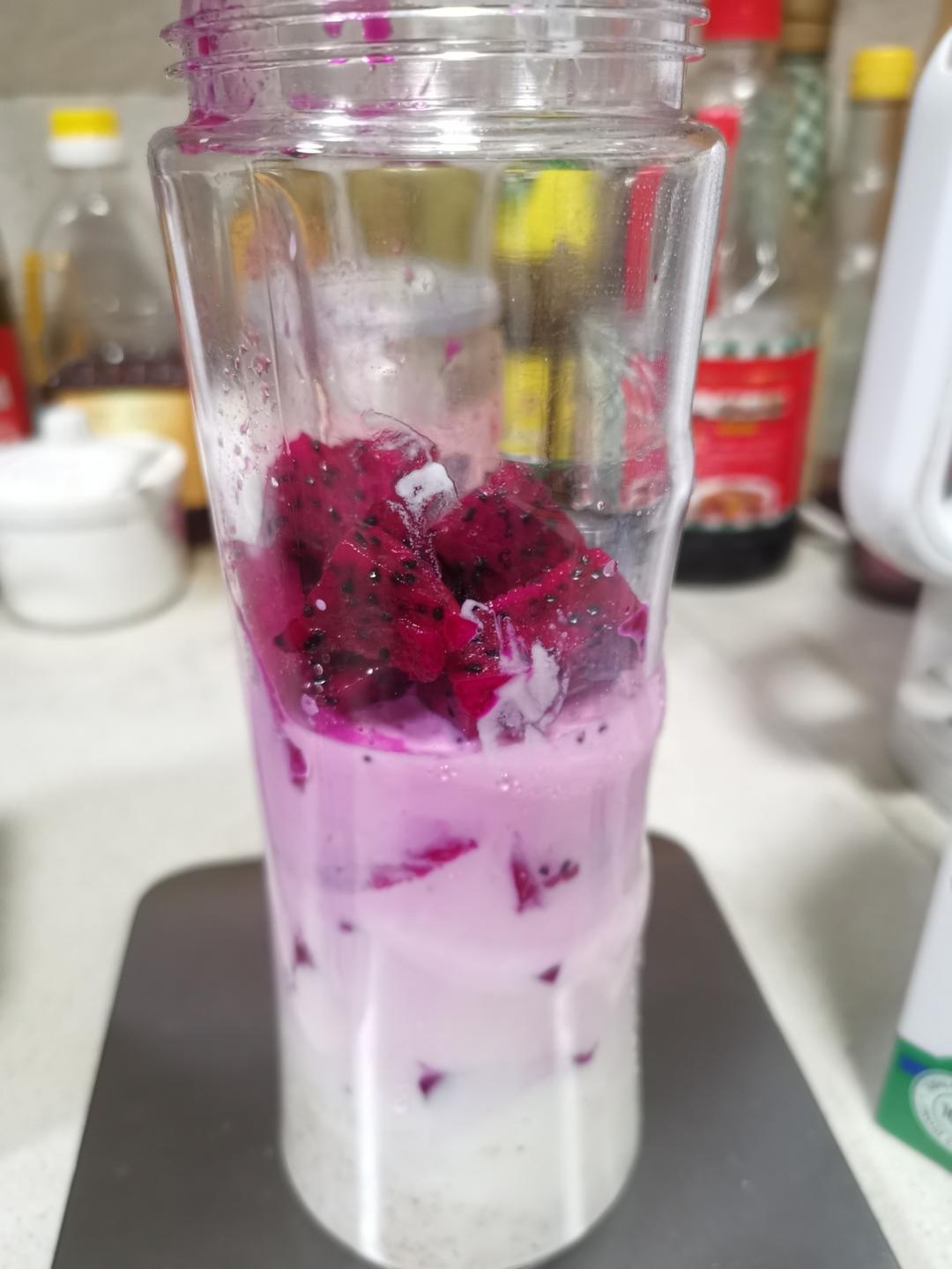 ⊙▽⊙火龙果燕麦奶昔