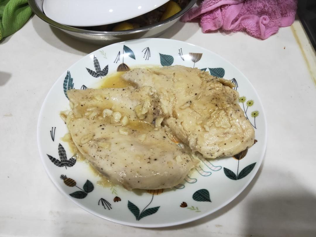 【嫩煎鸡胸肉】