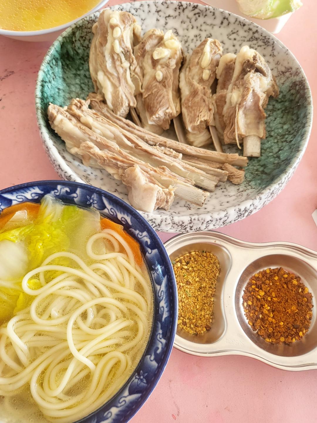 手抓羊排（一排两吃）
