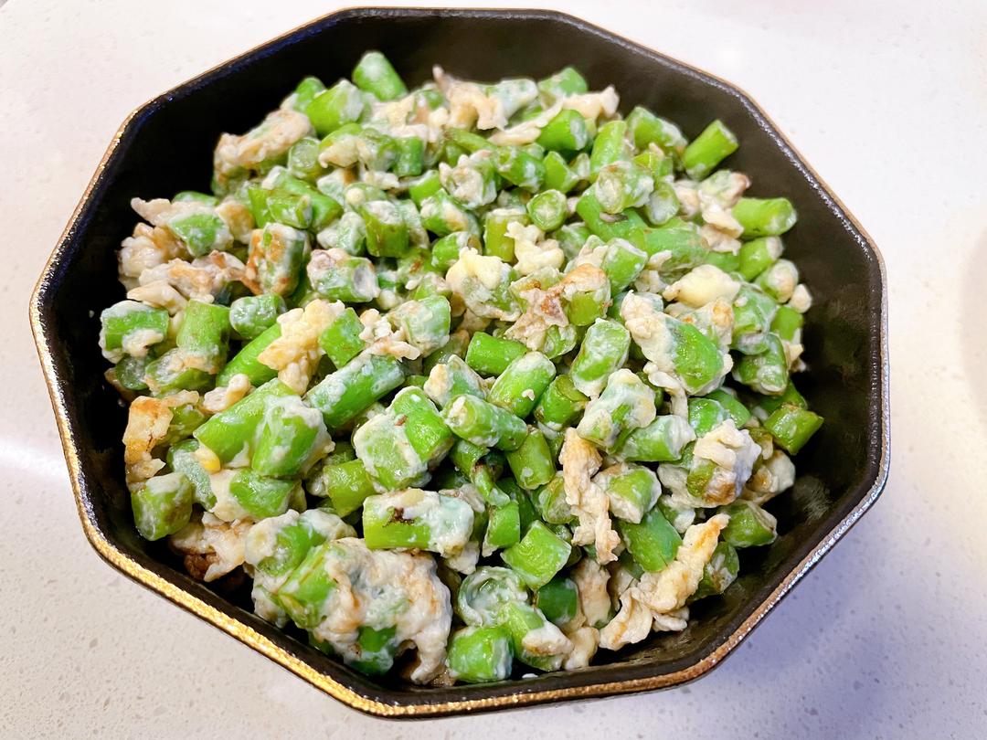 超下饭素菜豆角炒鸡蛋的做法