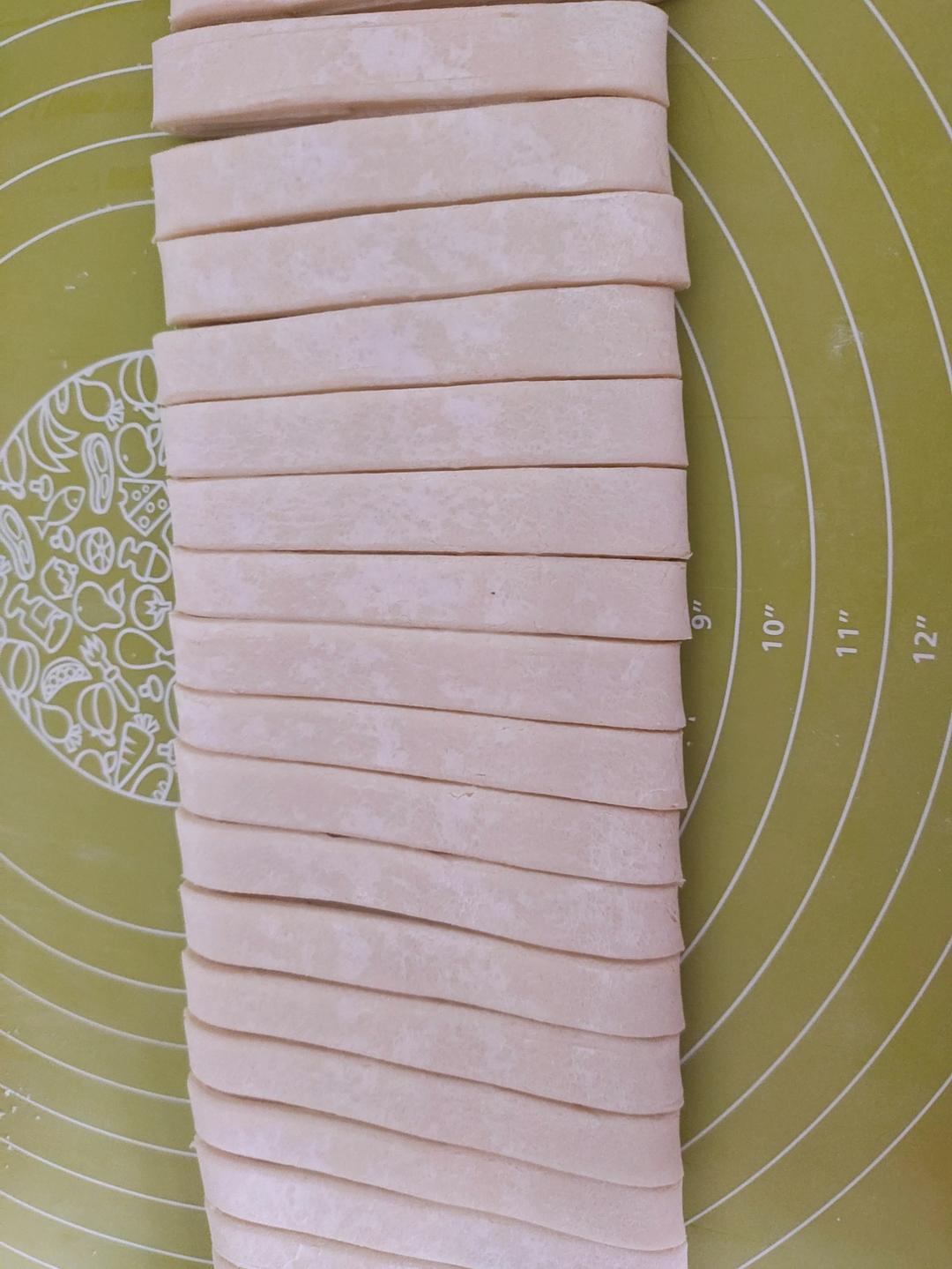 快手纯手工擀面条