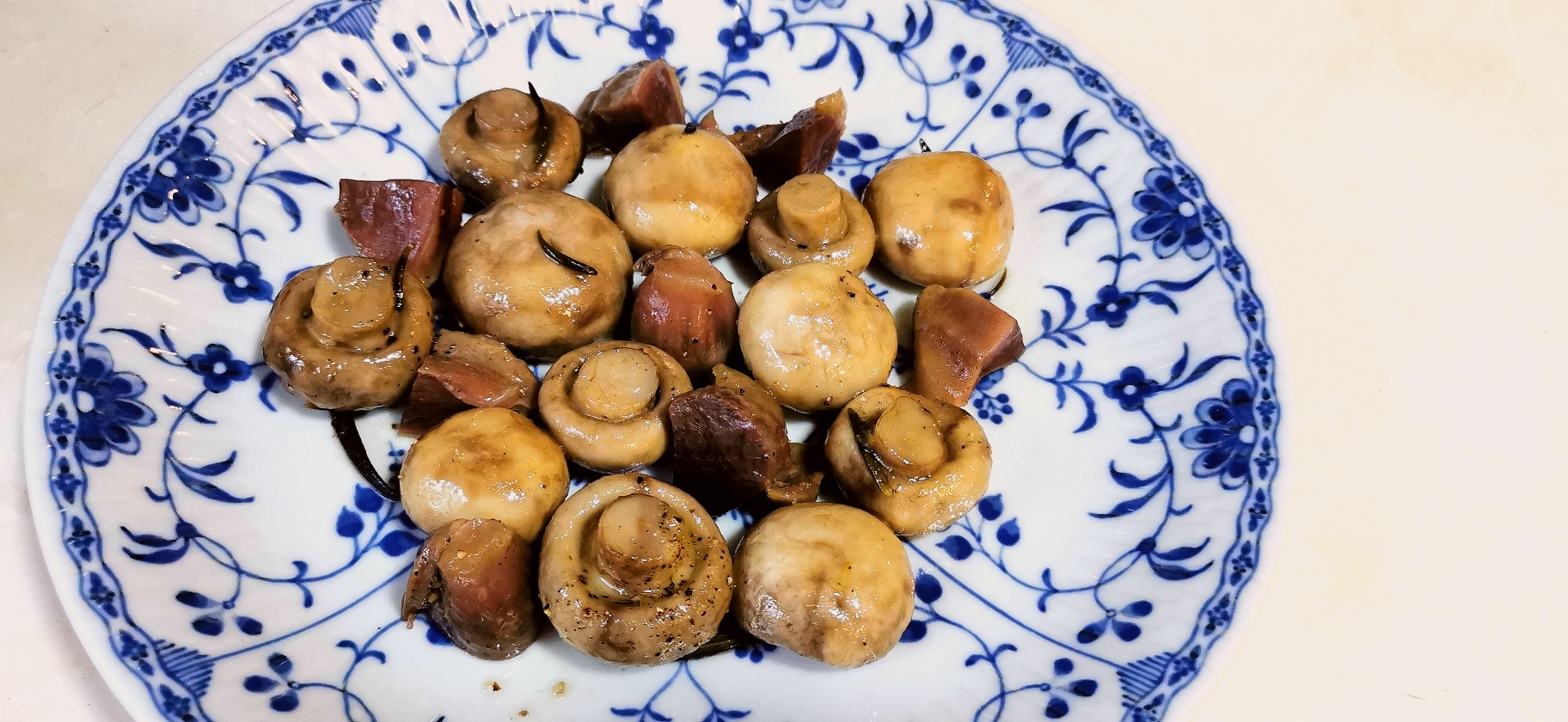 【居酒屋小菜】油封鸭胗蘑菇的做法