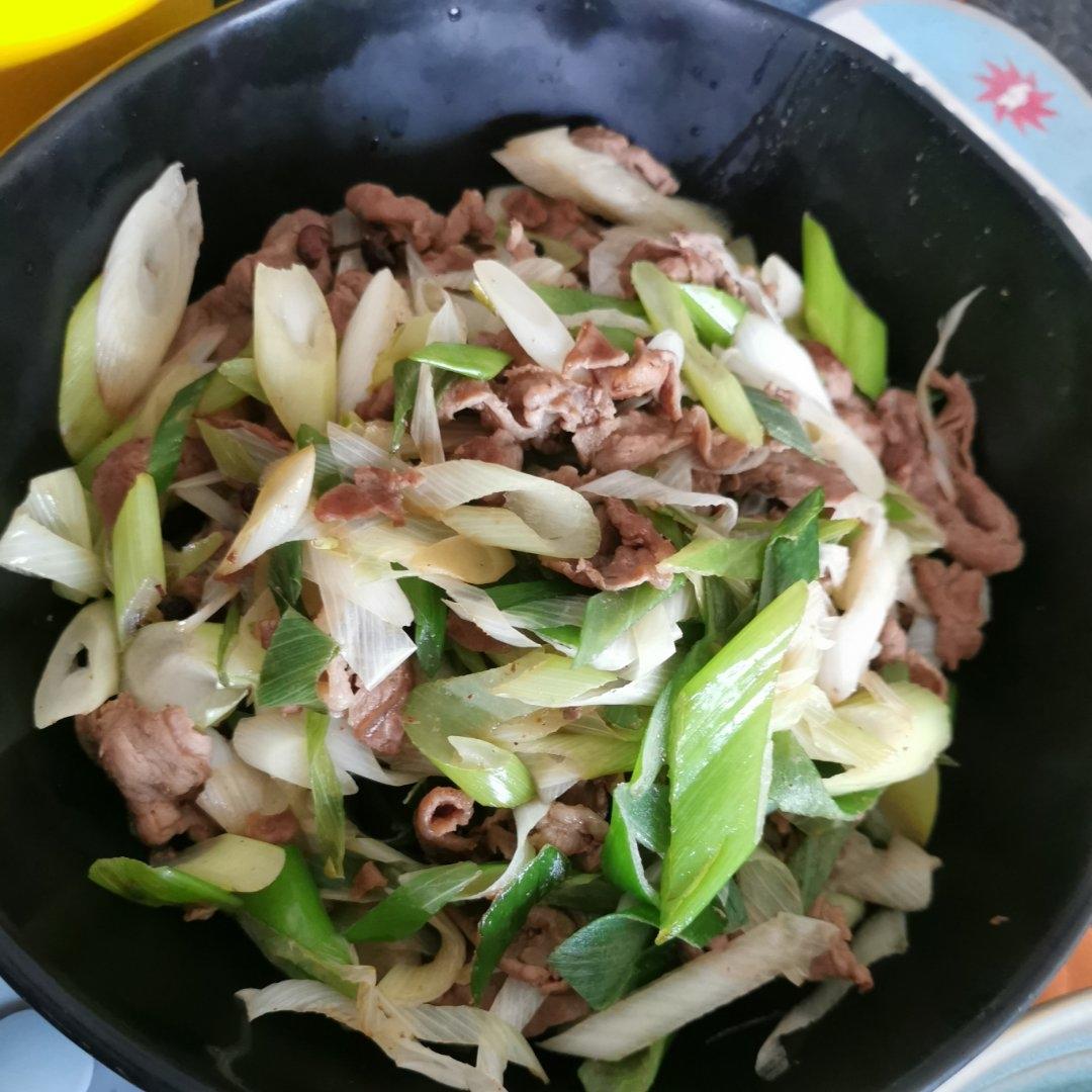 炒了20多年的葱爆羊肉