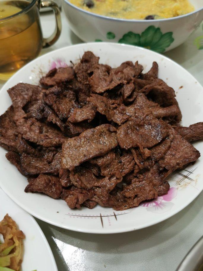蜜煎小牛肉「孩子最爱」