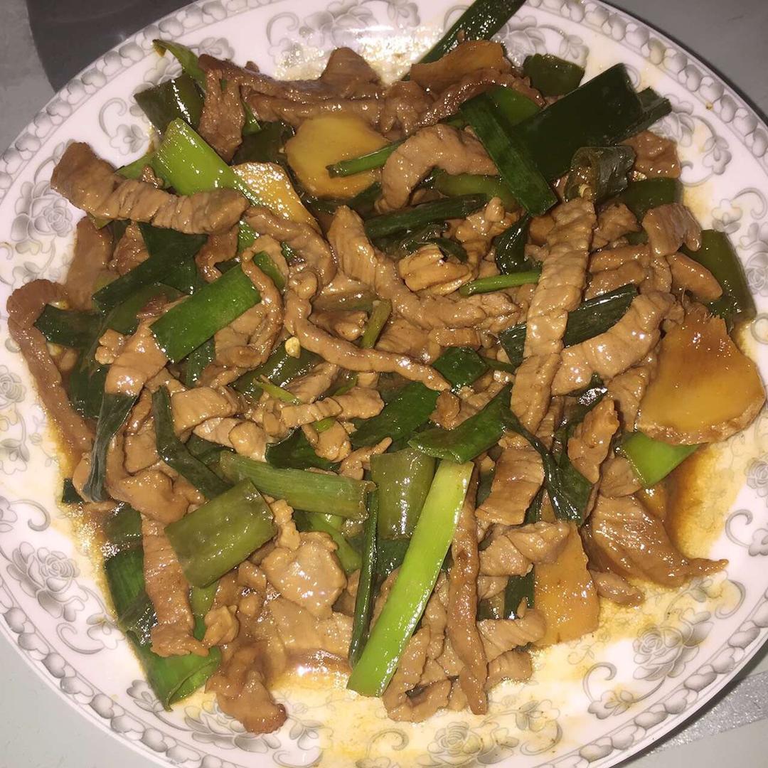 大蒜炒牛肉丝
