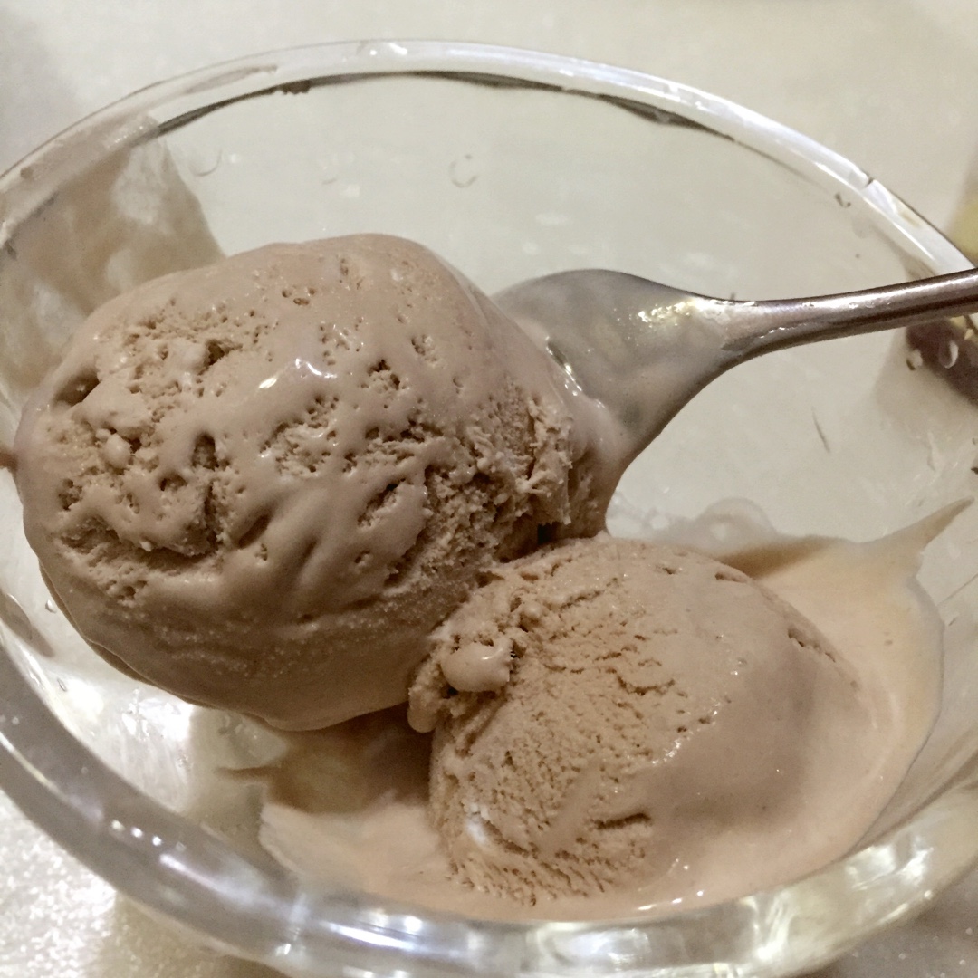 巧克力冰激凌(无需搅拌版)