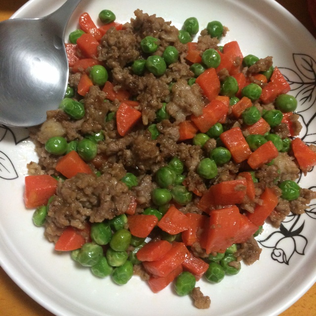 豌豆炒肉末