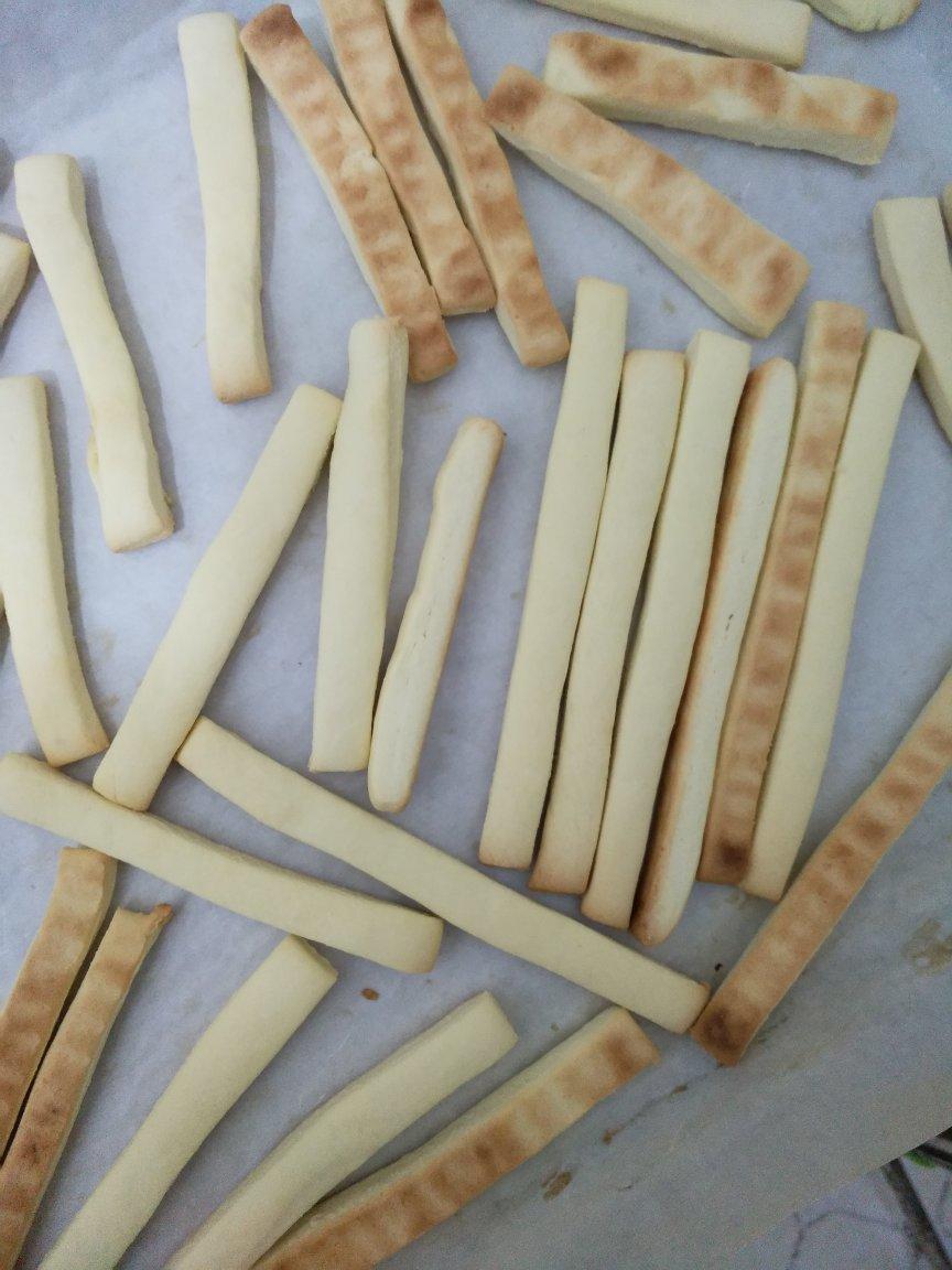 咸香芝士阿拉棒（附擀长方形薄面团技巧）