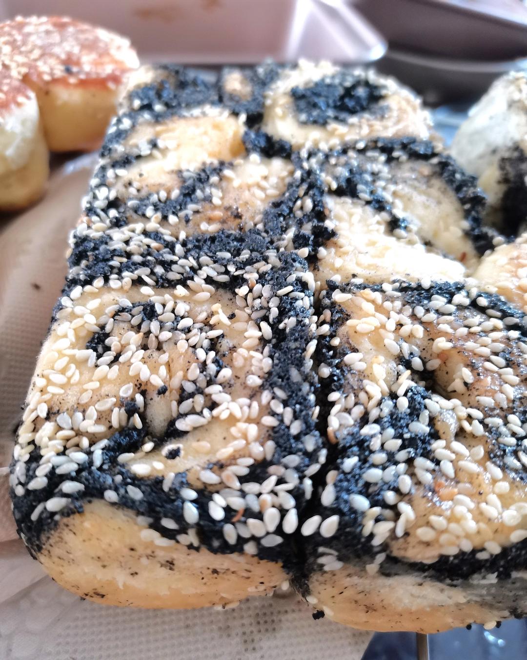 奶香脆底蜂蜜小面包