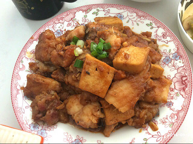 红烧鱼块