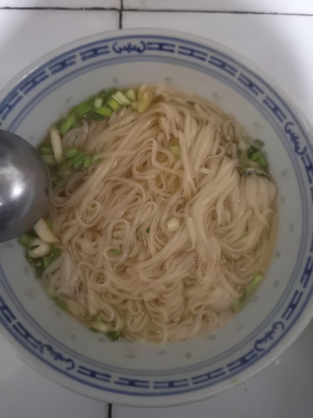 最美不过那碗阳春面