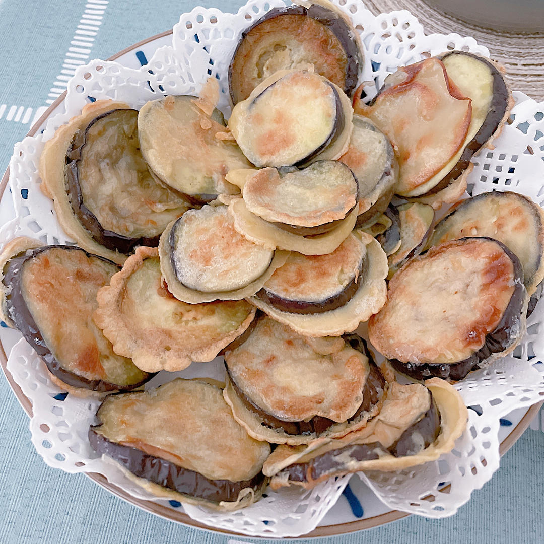 少油的蛋香煎茄子片