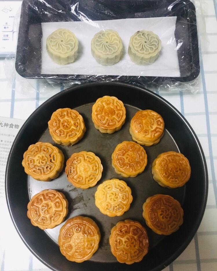 广式蛋黄月饼（75克、50克、各种规格都有）