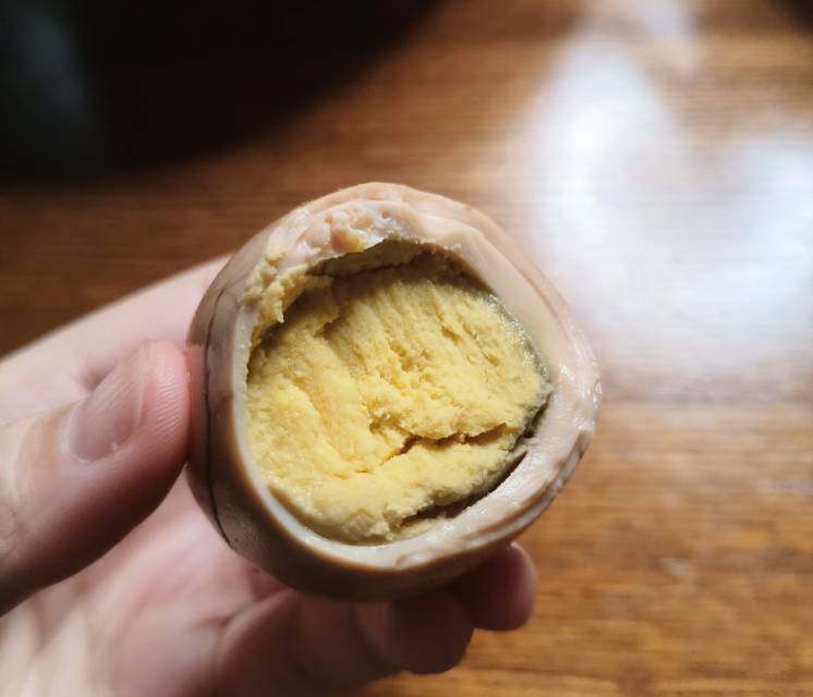 绵软沙糯入口即化的五香沙黄卤鸡蛋一招解锁！
