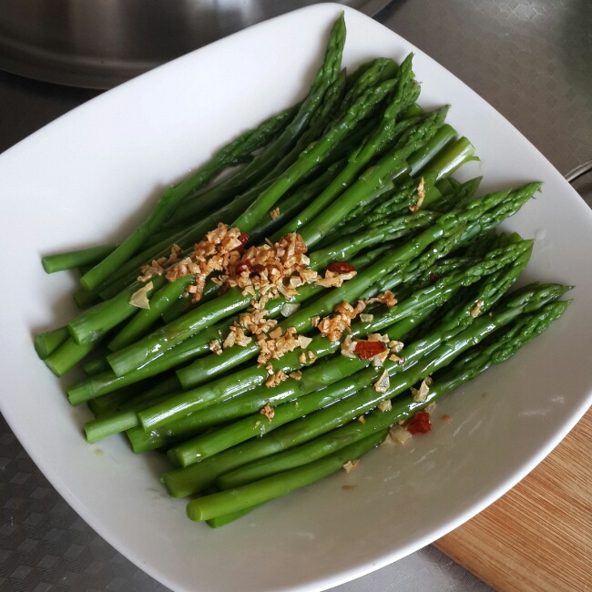 鲜味油淋芦笋