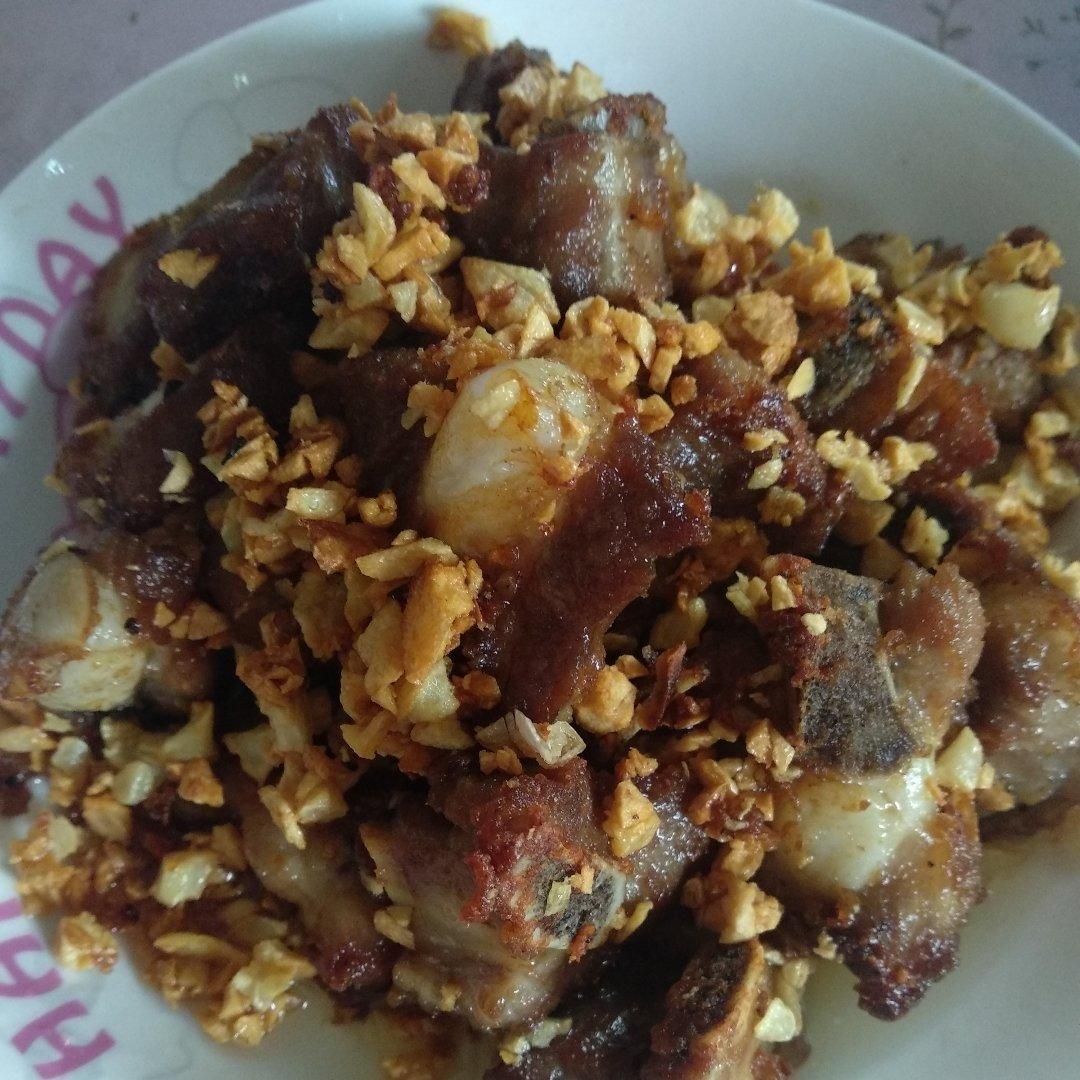 金牌蒜香排骨