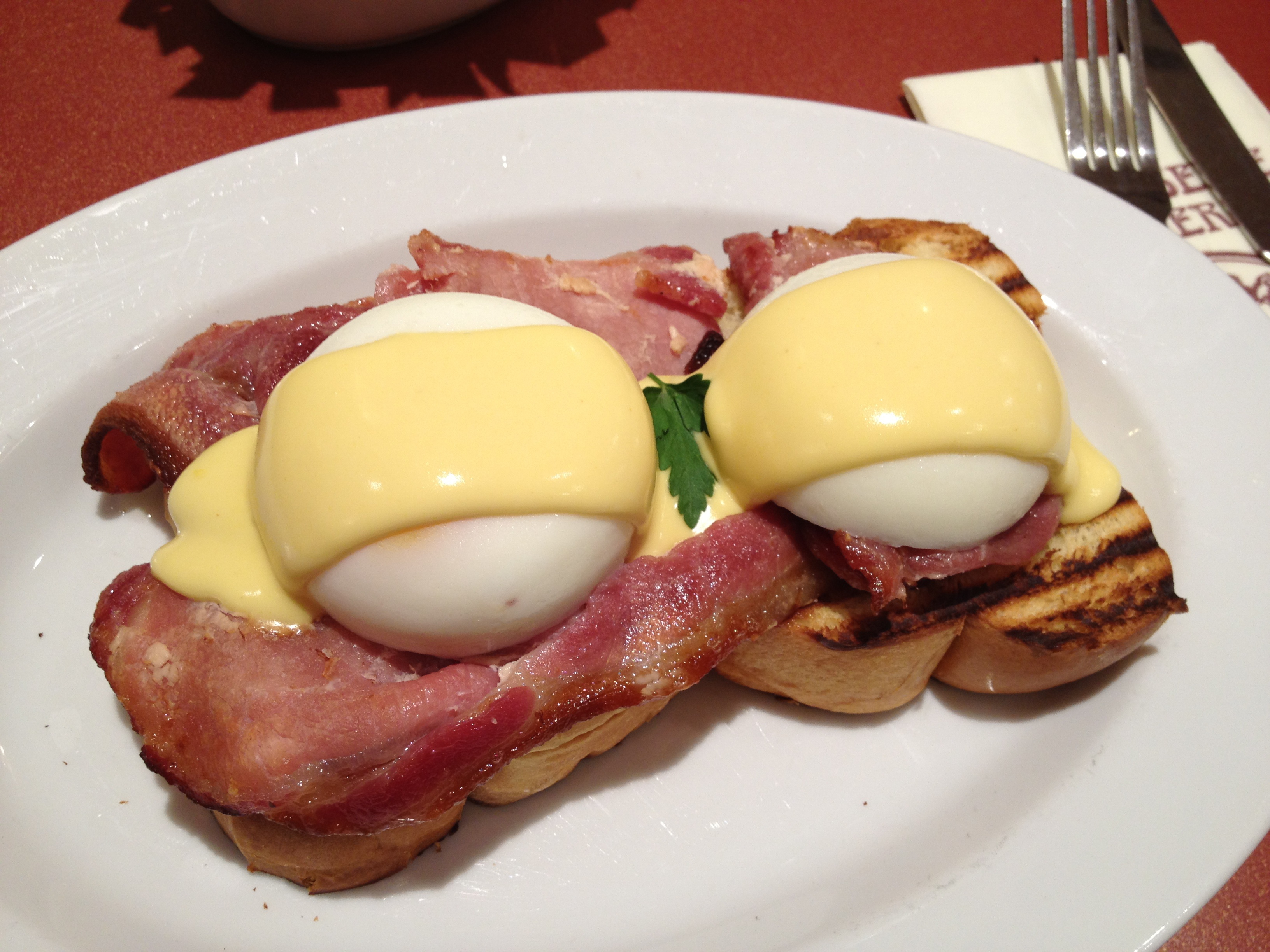 班尼迪克蛋 eggs benedict