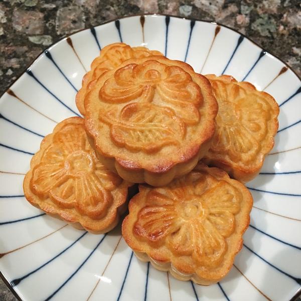 金沙奶黄月饼