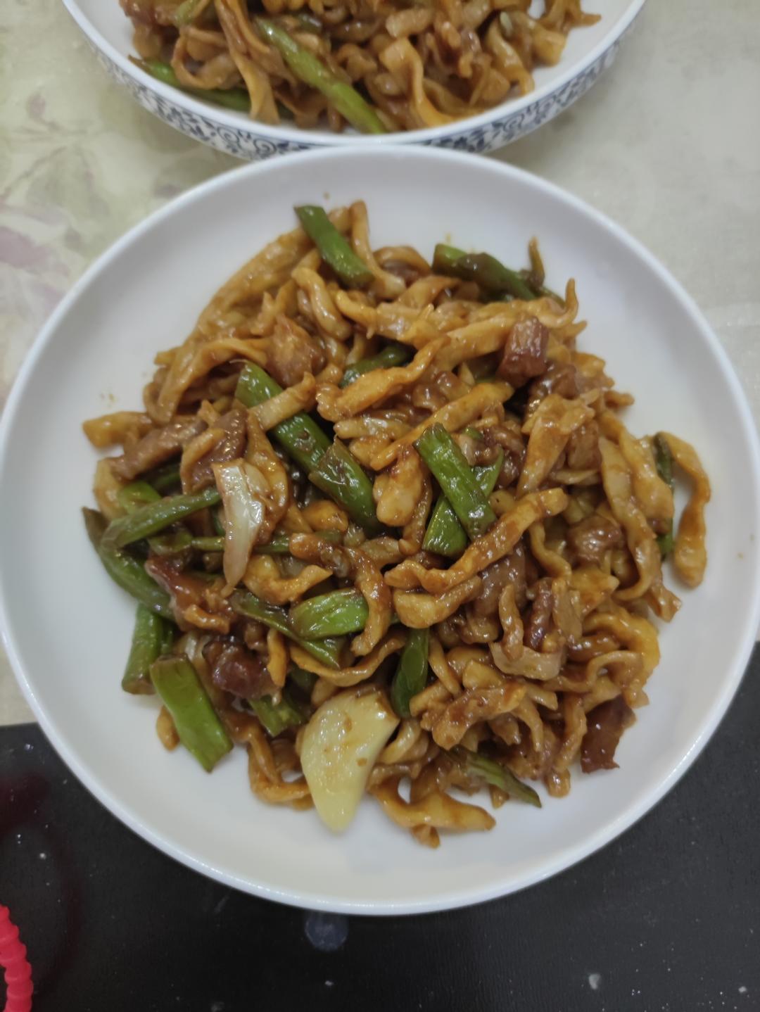 芸豆焖面（附万能的腌肉不老的办法）