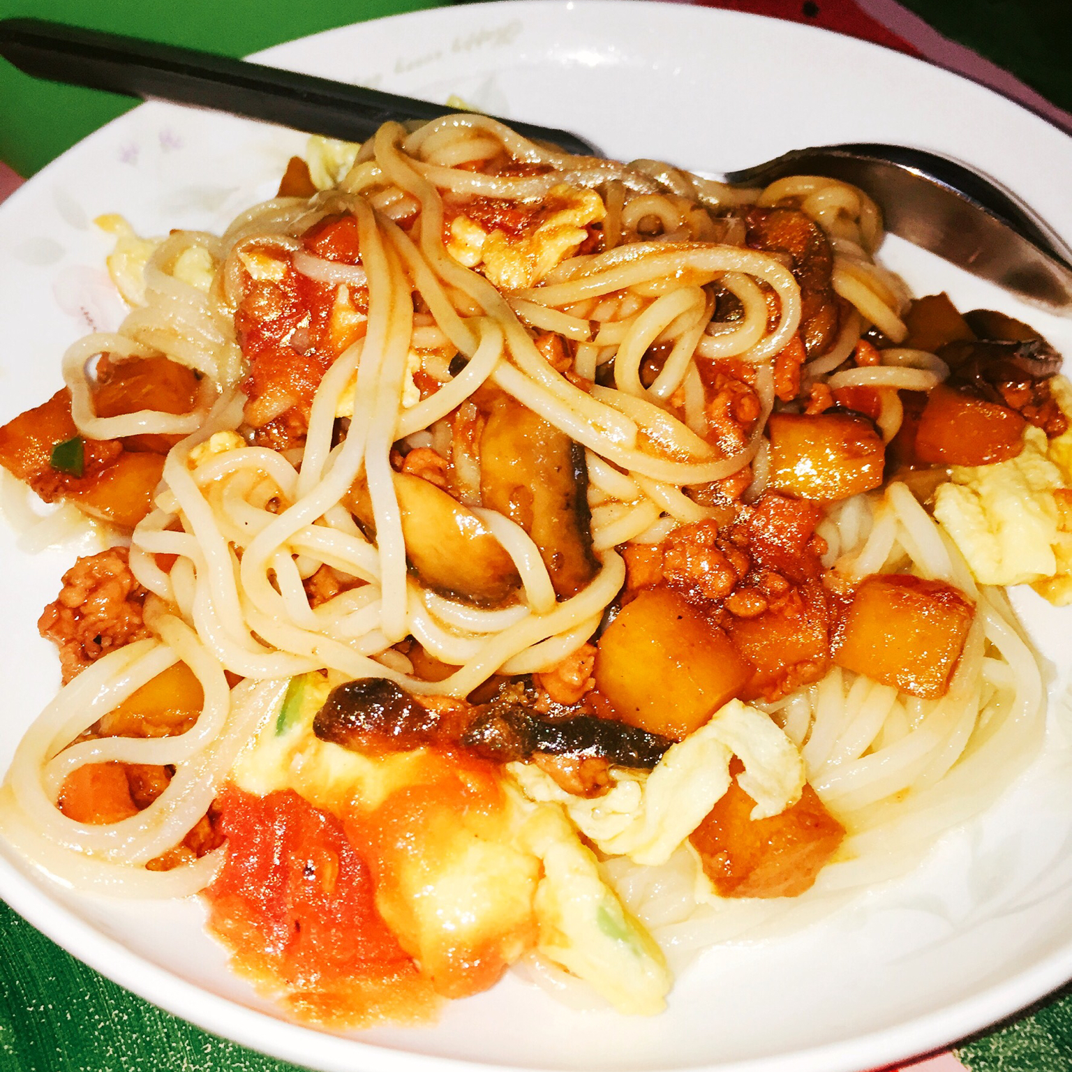 永远吃不腻的古早味臊子面