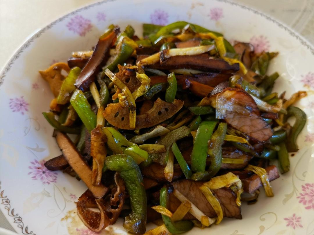 柴火香干炒腊肉